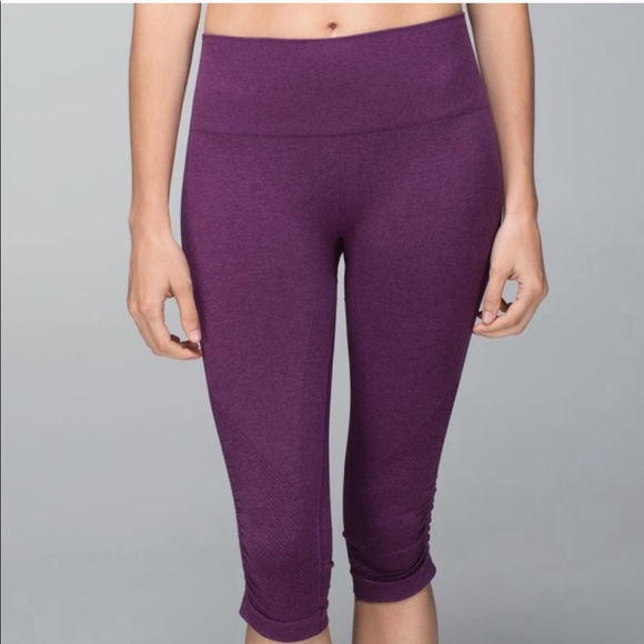 Lululemon | In the Flow Crop Heathered Berry 8 - Picture 2 of 3